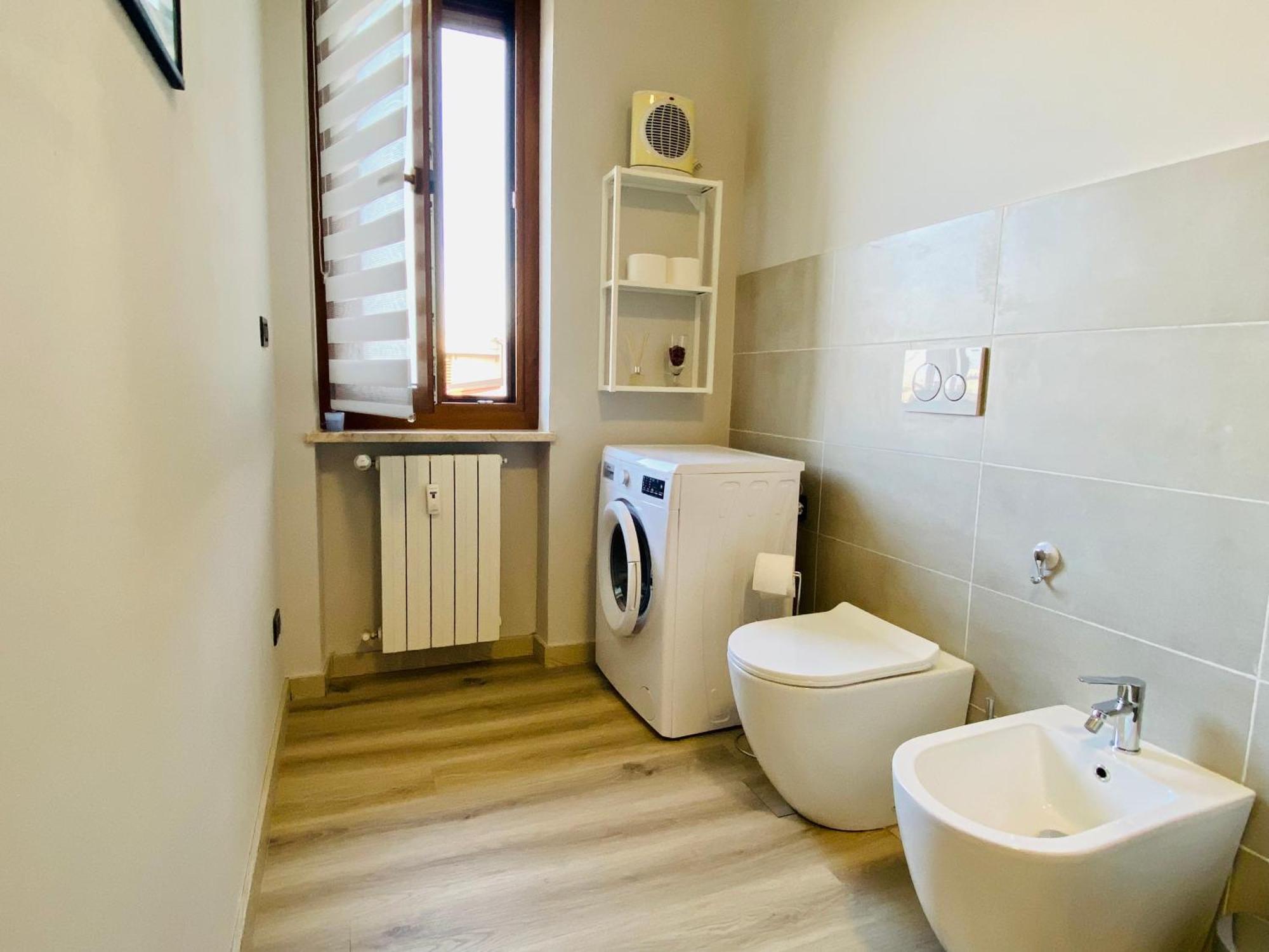 Elegante Appartamento Tre Amis - Doppio Garage & Free Wifi - Ac Centallo Esterno foto
