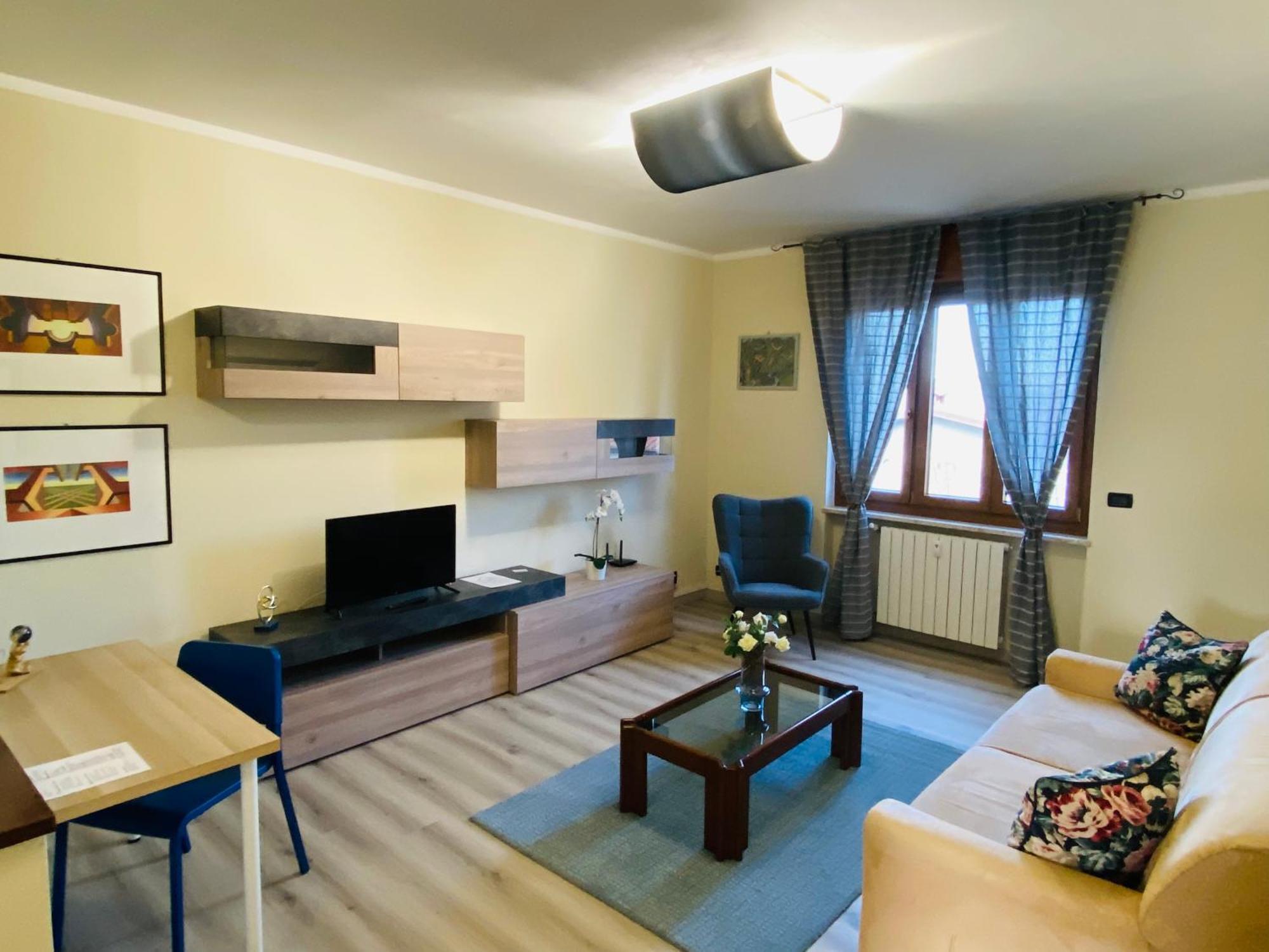 Elegante Appartamento Tre Amis - Doppio Garage & Free Wifi - Ac Centallo Esterno foto
